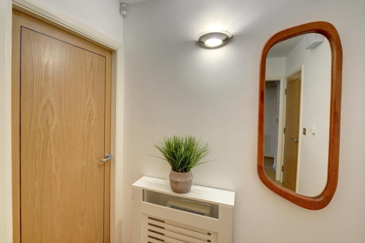 City Centre, 2 Bedroom, Secured Parking, 3 King Bed, Wifi Sleep 6 Guest Comfortable On Three King Size Beds, Jewellery Quarter , Birmingham City Centre , Allocated Secured Parking Dış mekan fotoğraf