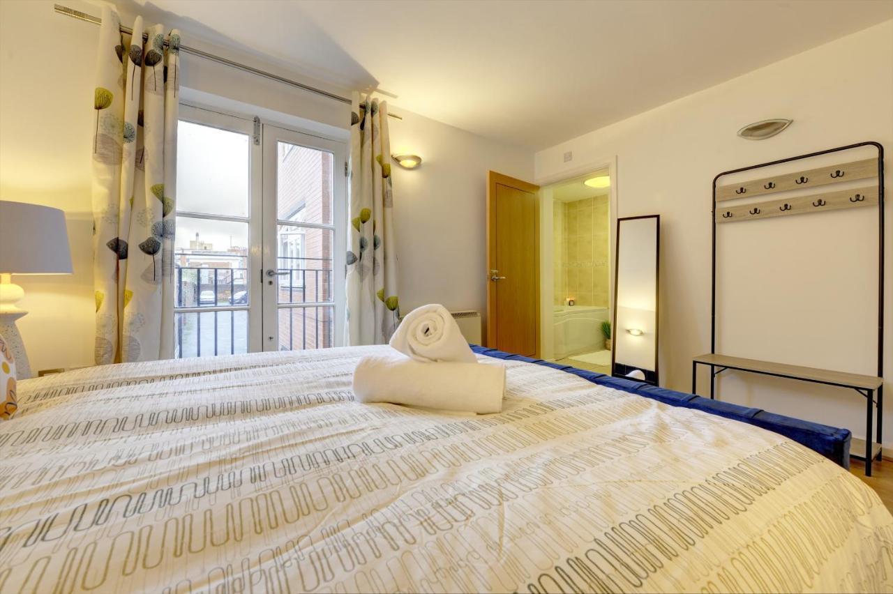City Centre, 2 Bedroom, Secured Parking, 3 King Bed, Wifi Sleep 6 Guest Comfortable On Three King Size Beds, Jewellery Quarter , Birmingham City Centre , Allocated Secured Parking Dış mekan fotoğraf