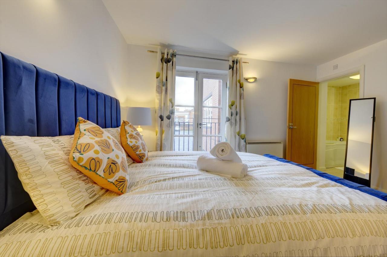 City Centre, 2 Bedroom, Secured Parking, 3 King Bed, Wifi Sleep 6 Guest Comfortable On Three King Size Beds, Jewellery Quarter , Birmingham City Centre , Allocated Secured Parking Dış mekan fotoğraf
