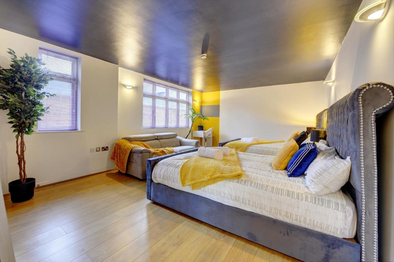 City Centre, 2 Bedroom, Secured Parking, 3 King Bed, Wifi Sleep 6 Guest Comfortable On Three King Size Beds, Jewellery Quarter , Birmingham City Centre , Allocated Secured Parking Dış mekan fotoğraf