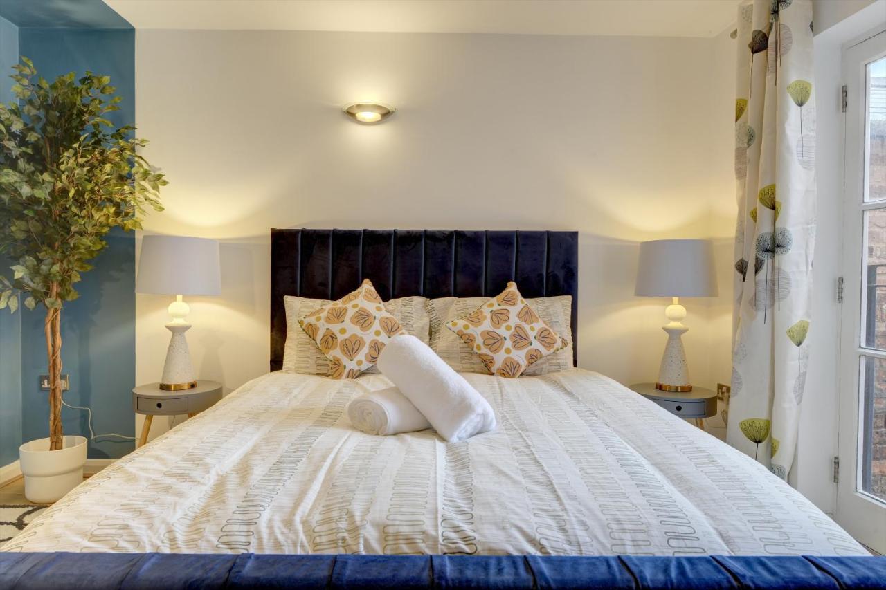 City Centre, 2 Bedroom, Secured Parking, 3 King Bed, Wifi Sleep 6 Guest Comfortable On Three King Size Beds, Jewellery Quarter , Birmingham City Centre , Allocated Secured Parking Dış mekan fotoğraf