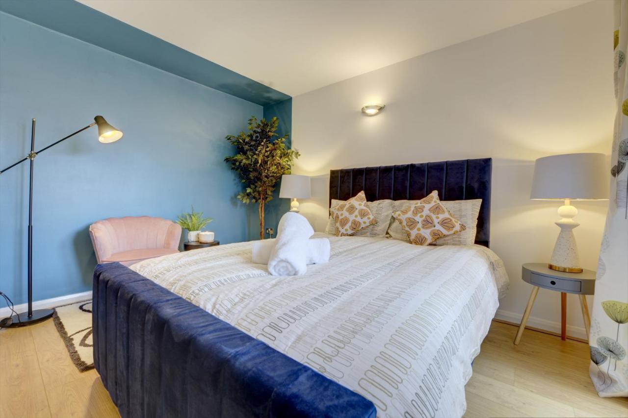 City Centre, 2 Bedroom, Secured Parking, 3 King Bed, Wifi Sleep 6 Guest Comfortable On Three King Size Beds, Jewellery Quarter , Birmingham City Centre , Allocated Secured Parking Dış mekan fotoğraf