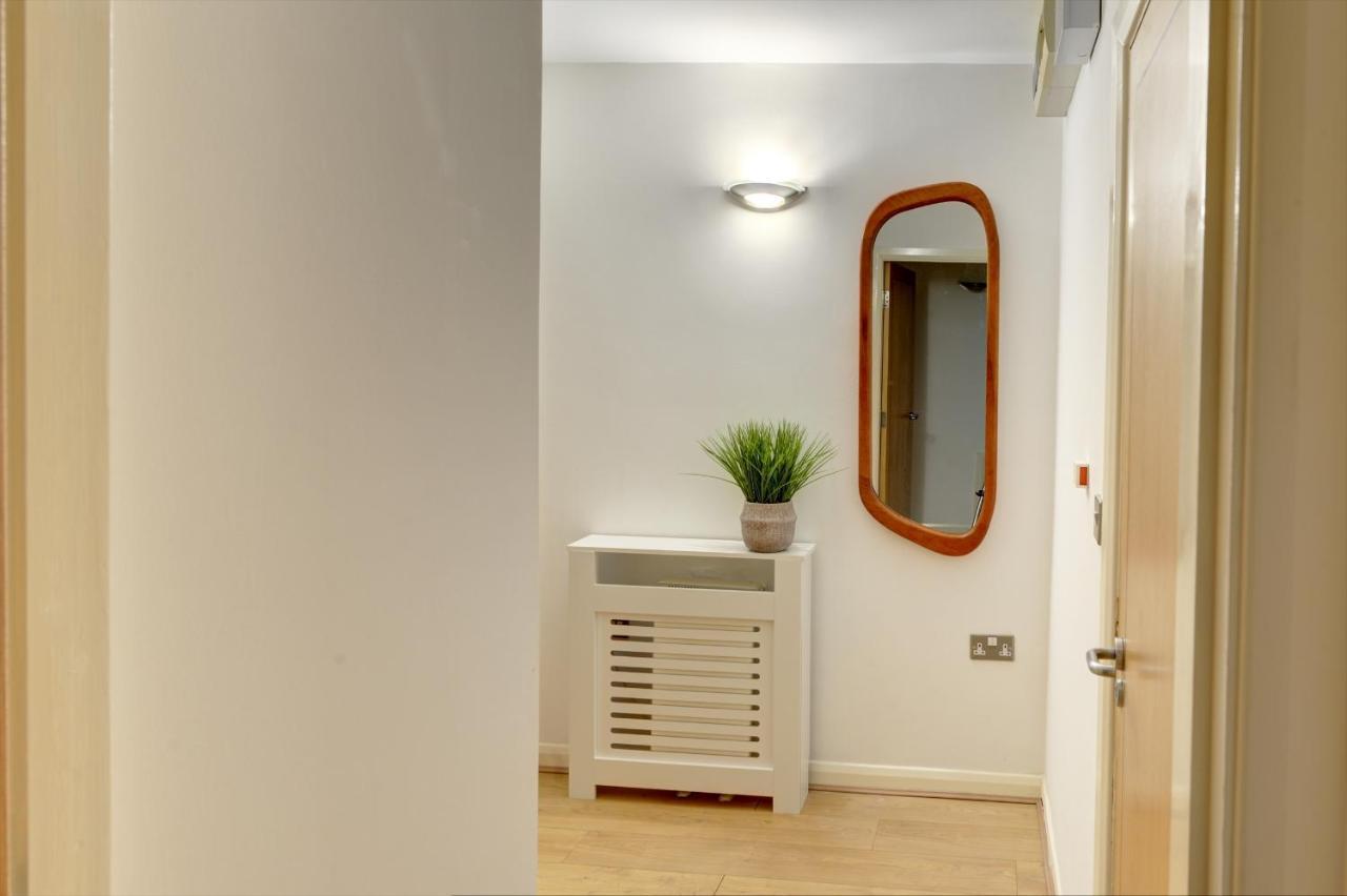 City Centre, 2 Bedroom, Secured Parking, 3 King Bed, Wifi Sleep 6 Guest Comfortable On Three King Size Beds, Jewellery Quarter , Birmingham City Centre , Allocated Secured Parking Dış mekan fotoğraf