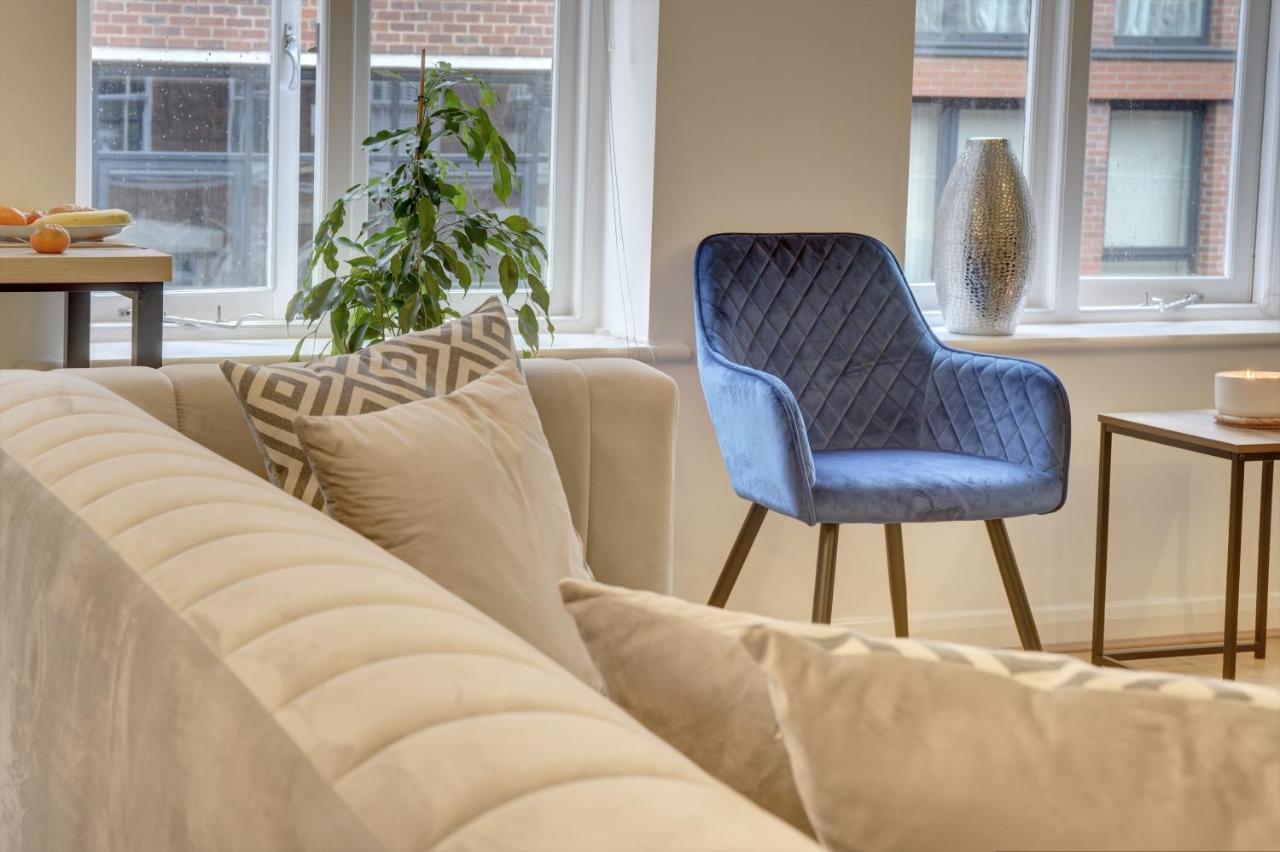 City Centre, 2 Bedroom, Secured Parking, 3 King Bed, Wifi Sleep 6 Guest Comfortable On Three King Size Beds, Jewellery Quarter , Birmingham City Centre , Allocated Secured Parking Dış mekan fotoğraf