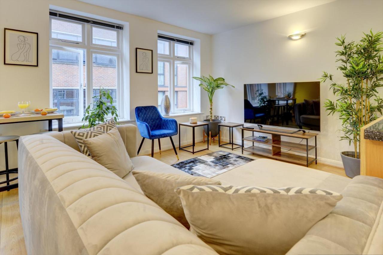 City Centre, 2 Bedroom, Secured Parking, 3 King Bed, Wifi Sleep 6 Guest Comfortable On Three King Size Beds, Jewellery Quarter , Birmingham City Centre , Allocated Secured Parking Dış mekan fotoğraf
