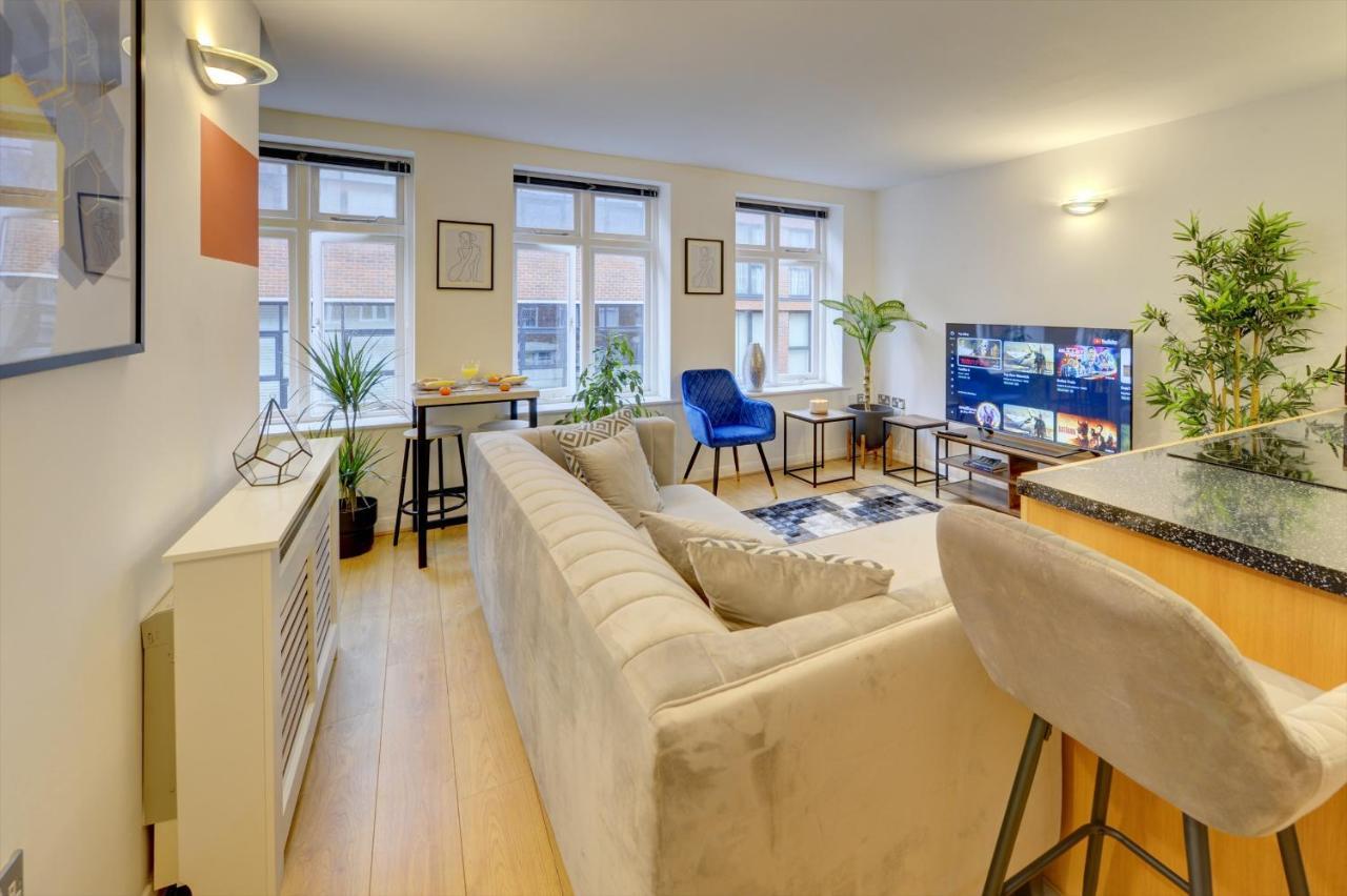 City Centre, 2 Bedroom, Secured Parking, 3 King Bed, Wifi Sleep 6 Guest Comfortable On Three King Size Beds, Jewellery Quarter , Birmingham City Centre , Allocated Secured Parking Dış mekan fotoğraf